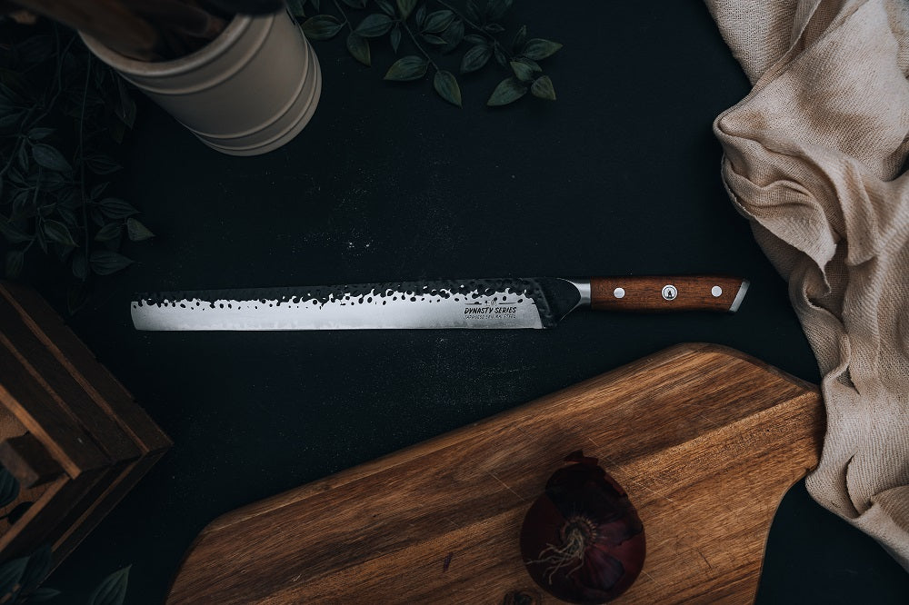 Carving Knives: Choosing the Best for Your Meats and Poultry
