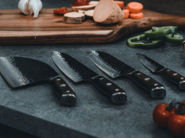 Top 5 Knives You Need for the Perfect Thanksgiving Dinner!
