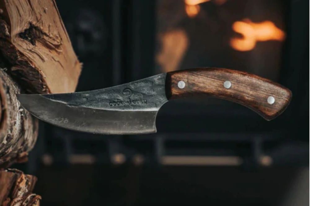 Knife of the Month: Hantā™ Versatile Hand-forged Precision Knife