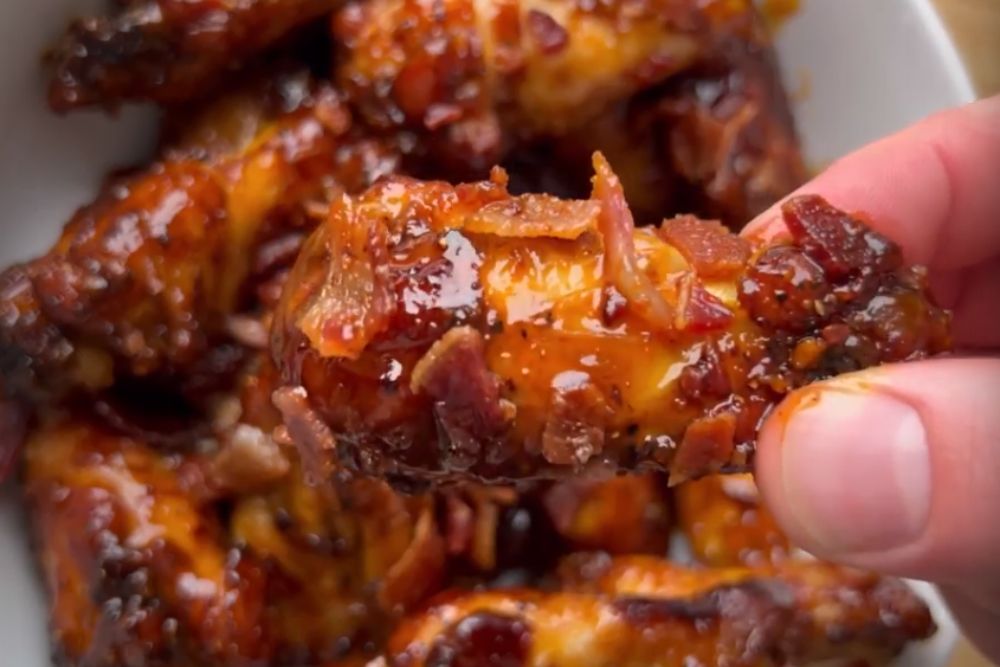 Maple Bacon Sriracha Wings