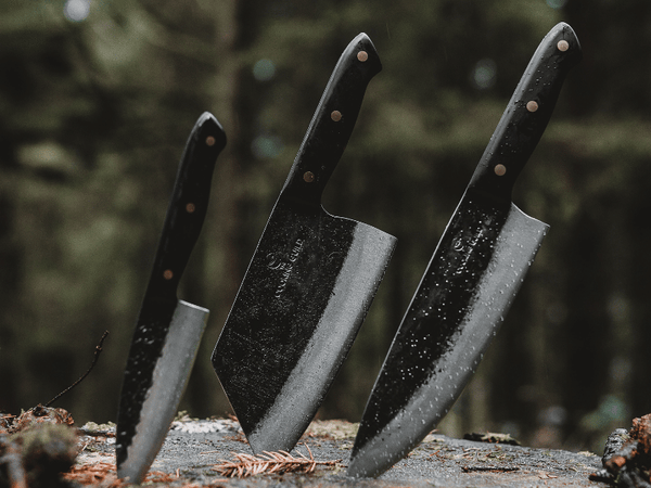 Bushcraft on Grills: Best Outdoor Cooking Equipment