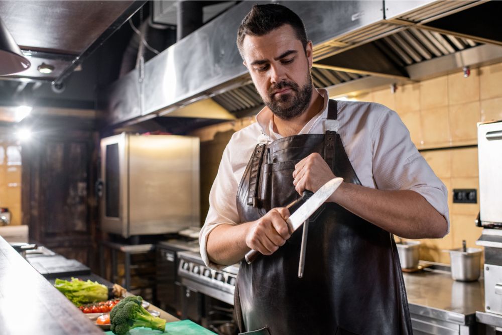 7 Ways You Could Be Ruining Your Knives