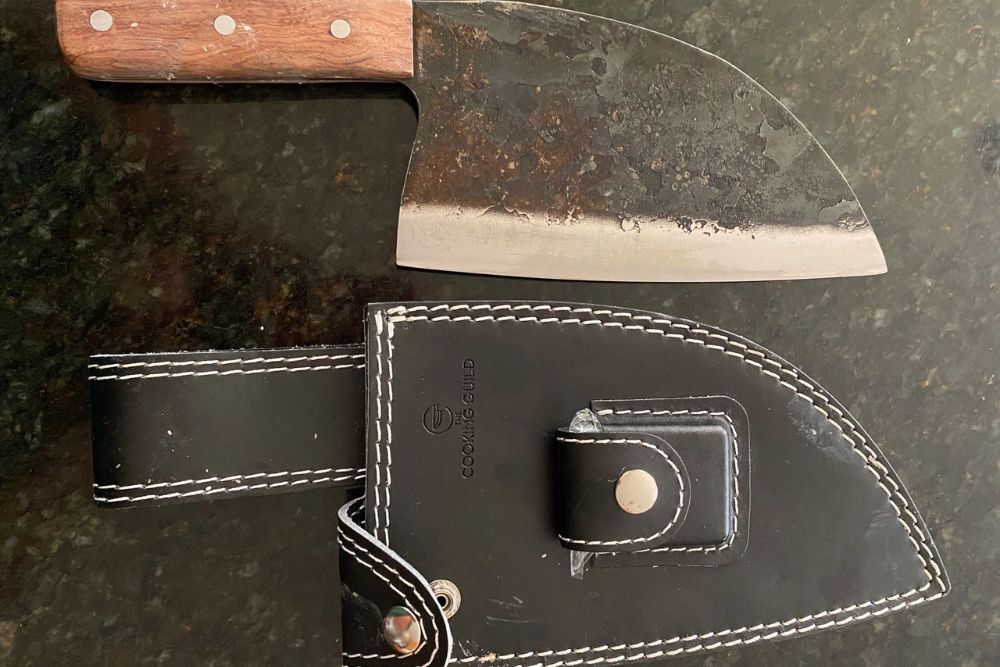 Why You Need a Sheath for Your Knife